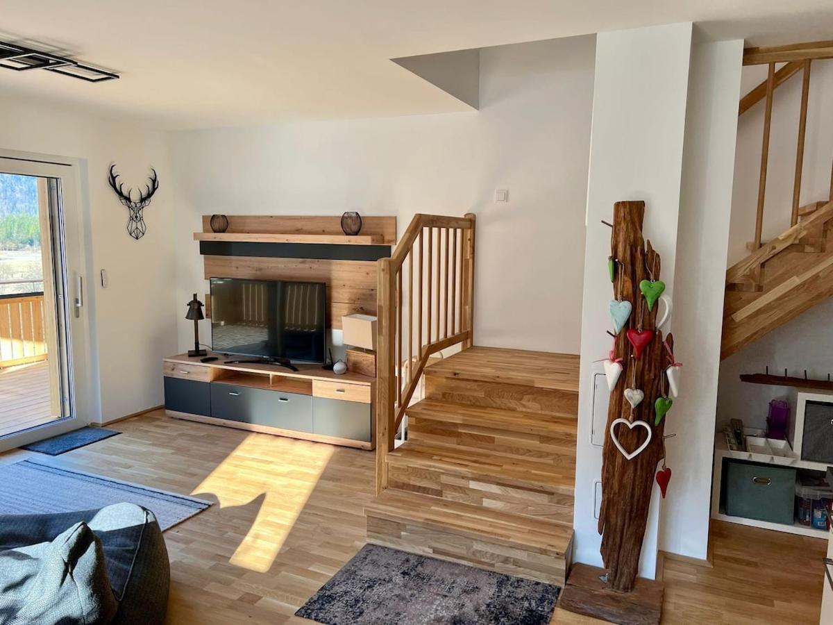 Penthouse Nr 9 *